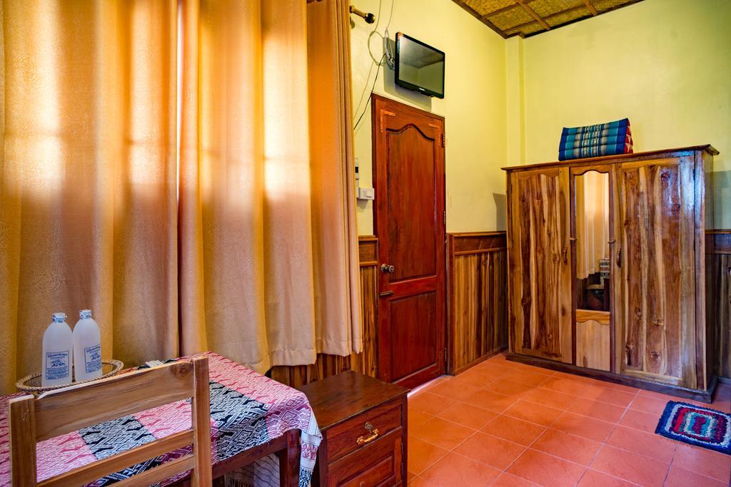 Zuela Guesthouse Luang Namtha Extérieur photo